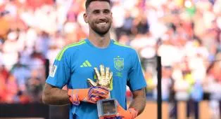 Juventus Bidik Unai Simón untuk Perkuat Posisi Kiper