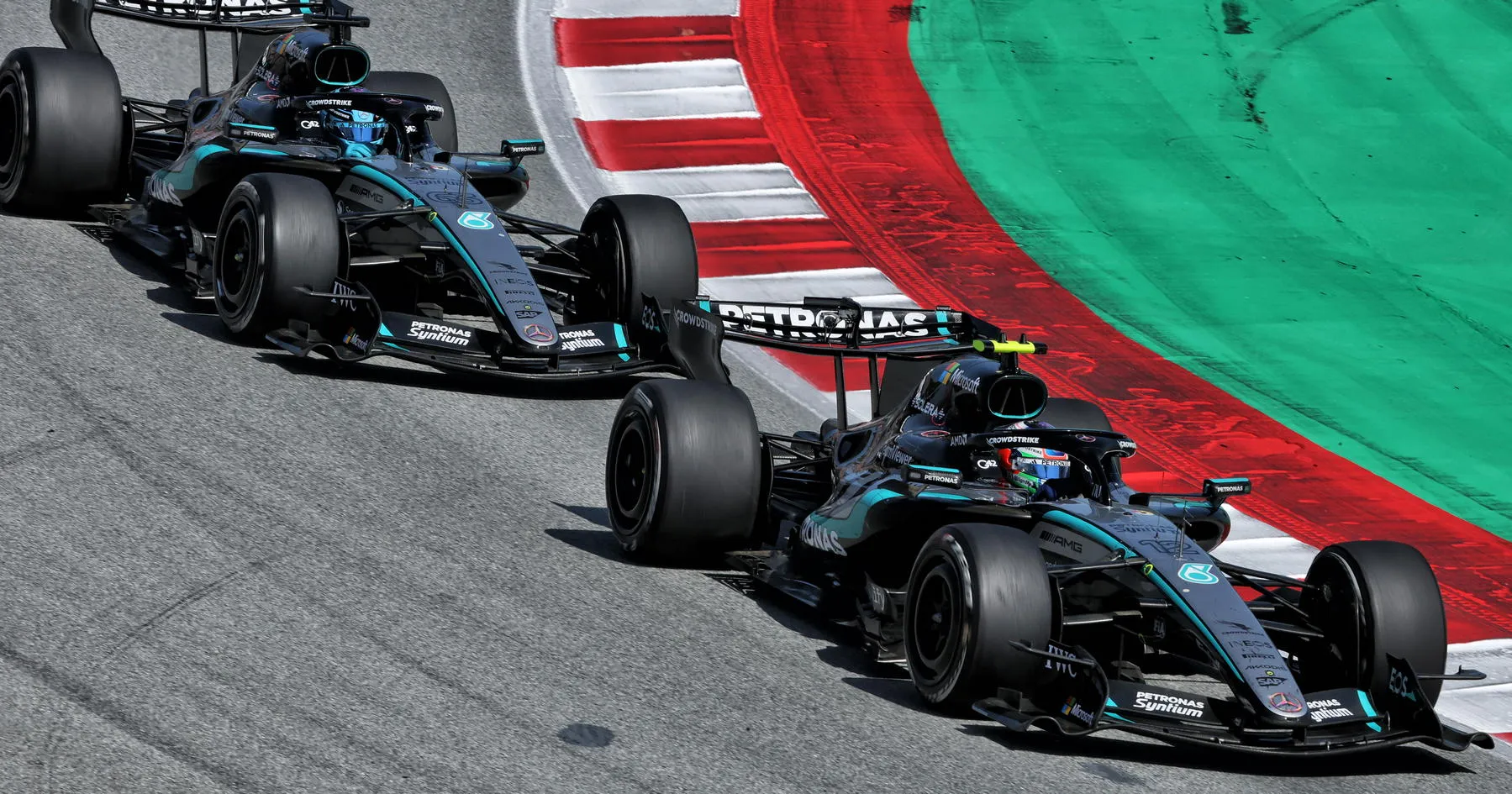 Kimi Antonelli Diprediksi Berkendara Seperti George Russell - sumber: (racingnews365)