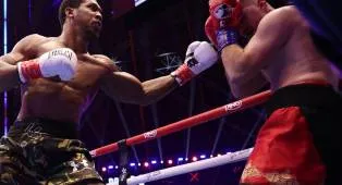 Kristian Prenga Bongkar Kekuatan Anthony Joshua Usai Kalah KO