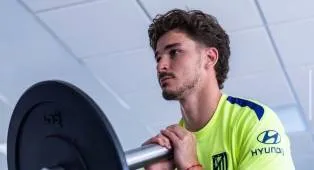 Makin Panas, Barcelona Siap Naikkan Tawaran Untuk Julian Alvarez