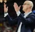 Pelatih UConn Dan Hurley Kritik Perekrutan Pemain Mendadak di NCAA