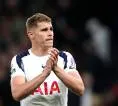 Resmi Teken Kontrak Baru, Micky van de Ven Putuskan Bertahan di Tottenham