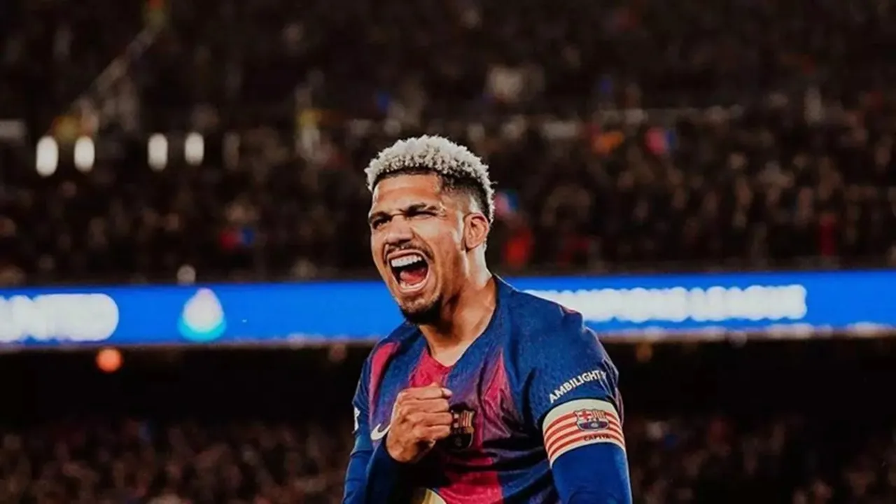 Ronald Araujo Kirimkan Pesan untuk Fans Barcelona