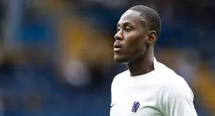 Satu Percakapan Cesc Fabregas Bikin Trevoh Chalobah Mau Tinggalkan Chelsea