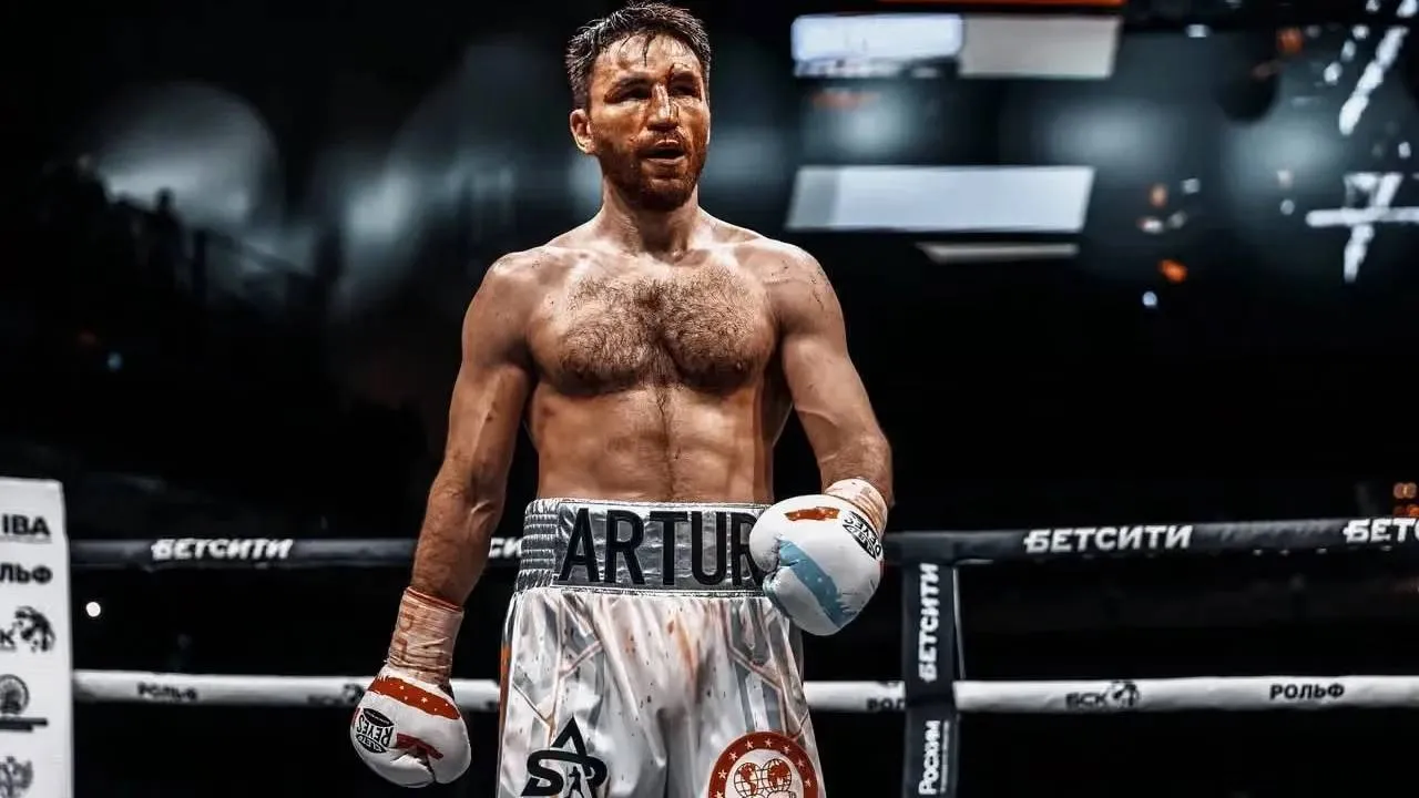Artur Subkhankulov menegaskan perebutan gelar dunia merupakan impian sejak kecil dan kini tinggal selangkah lagi. (Foto: Fight TV)