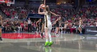 Caitlin Clark Ungkap Kunci Suksesnya Tampil Apik Lawan Liberty