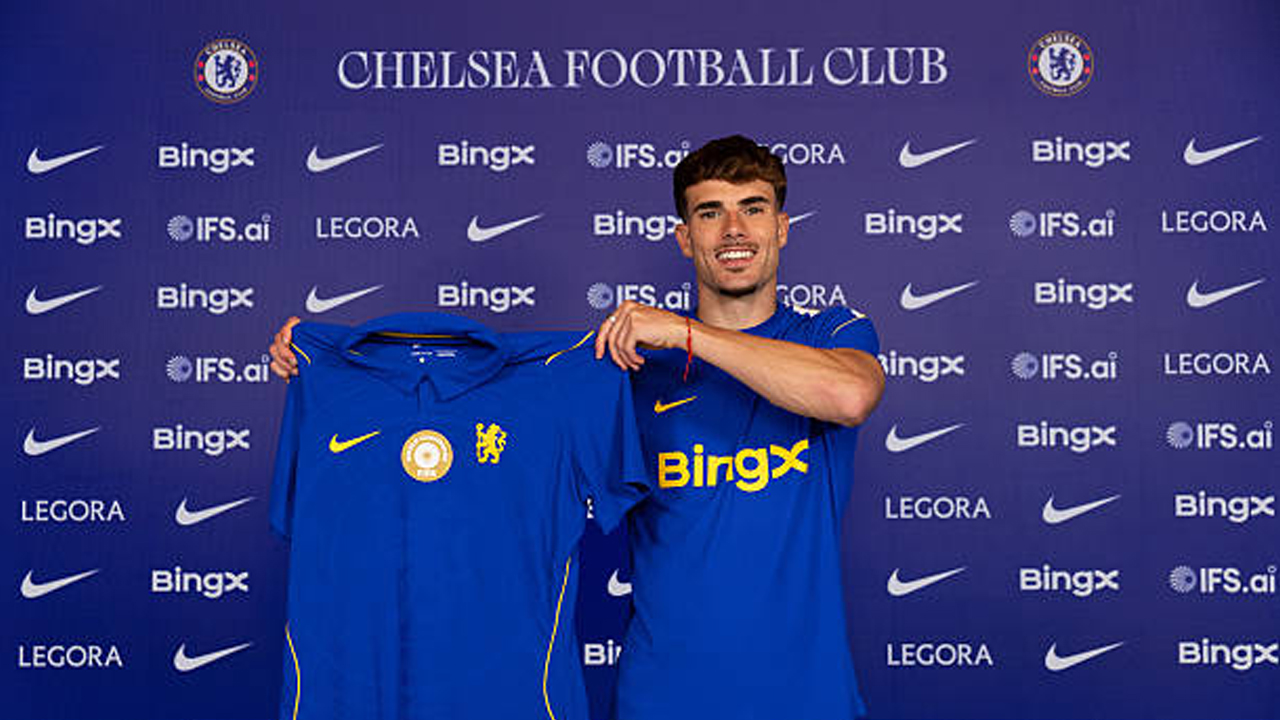 Chelsea Resmi Rekrut Pep Chavarria dari Rayo Vallecano