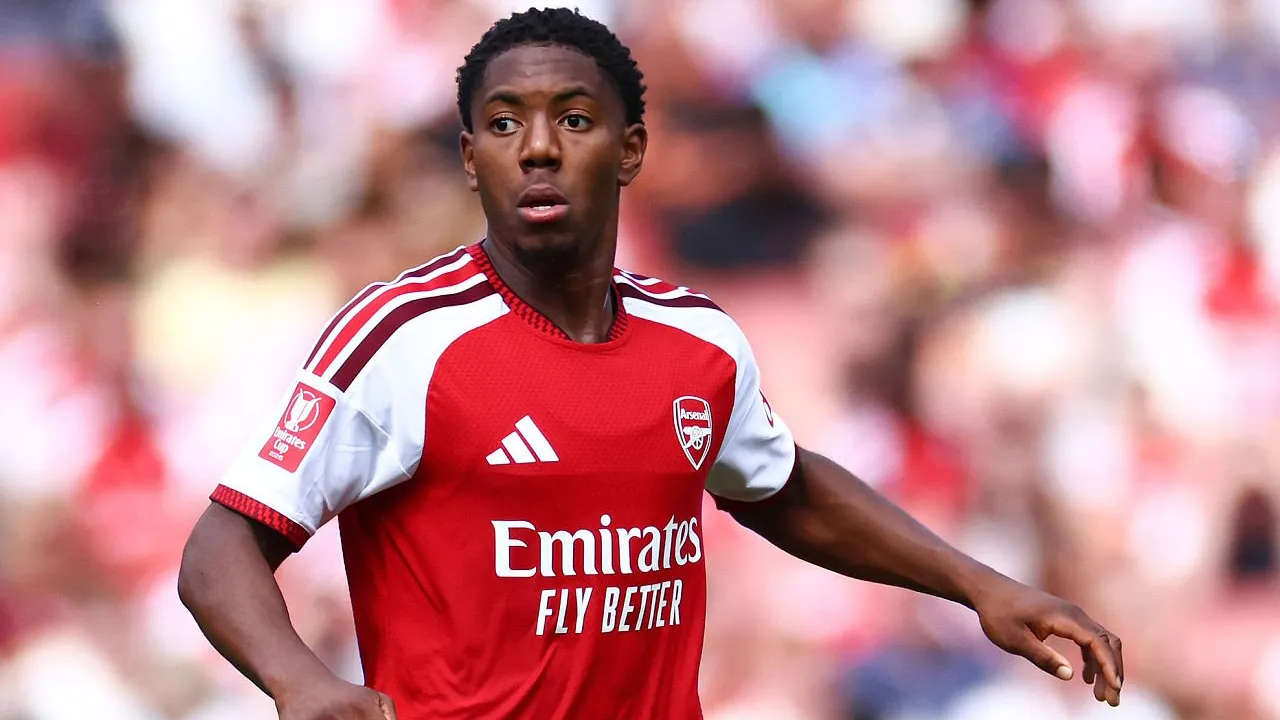 Chelsea Tolak Kesempatan Rekrut Myles Lewis-Skelly dari Arsenal