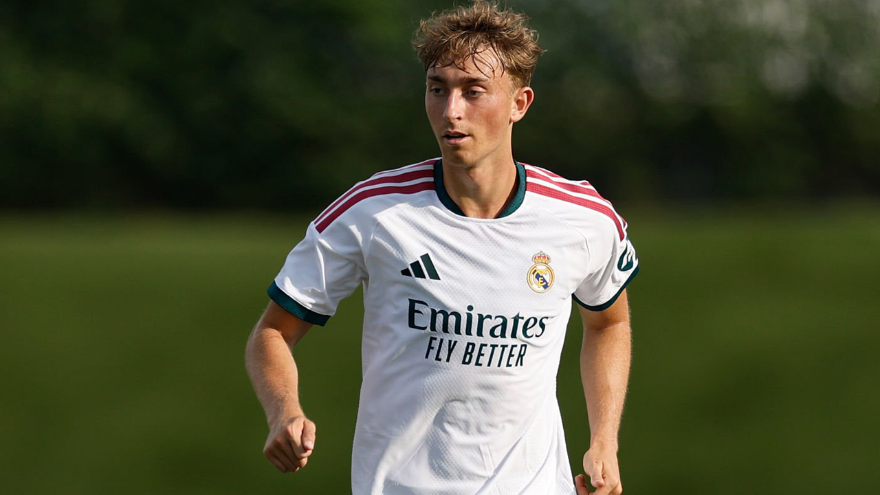 Dean Huijsen Bangga Warisi Nomor 4 Ikonik Real Madrid