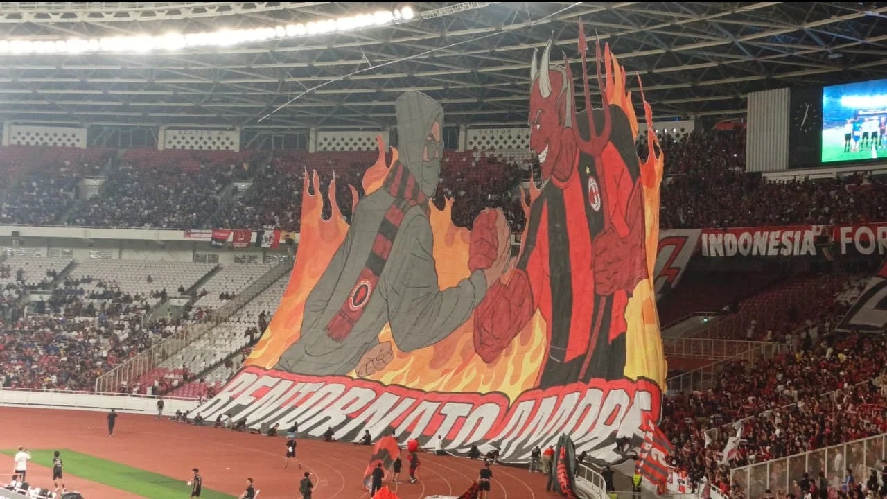 Del Vecchio: 12 Hari Jelang Musim, Proyek AC Milan Belum Rampung