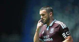 Ditinggal Pemain Kunci, John McGinn Tegaskan Ambisi Aston Villa Tak Berubah