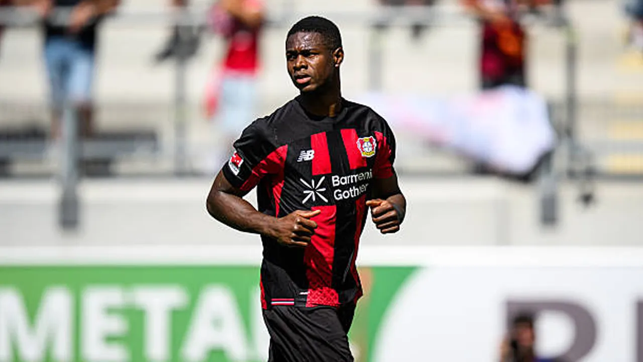 Fokus Penuh di Bayer Leverkusen, Christian Kofane Abaikan Rumor
