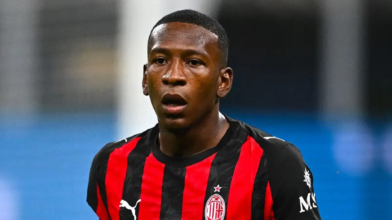 Gazzetta: Pervis Estupinan Akhirnya Diizinkan Untuk Meninggalkan San Siro