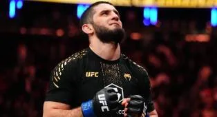 Islam Makhachev Terbuka Jalani Pertarungan Tinju Bersama Zuffa Boxing