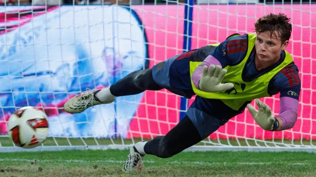 Jonas Urbig