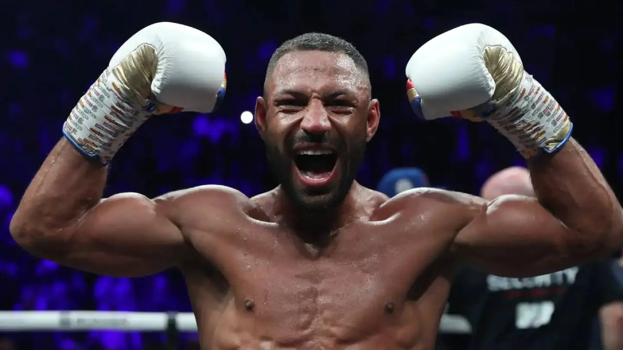 Kell Brook menyatakan siap menjalani pertarungan profesional pada usia 40 tahun dan mengisyaratkan duel besar bakal segera diumumkan. (Foto: Fight TV)