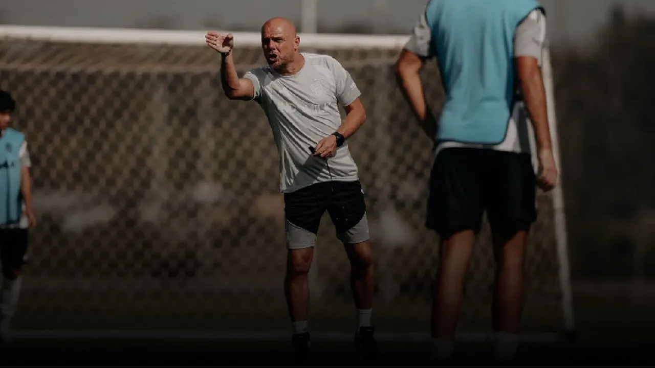 Pelatih Bali United, Johnny Jansen