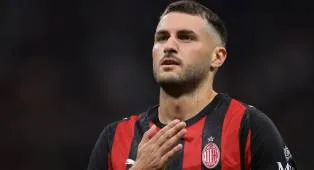 Kesepakatan Giménez Menuju Porto Terkendala Negosiasi Milan