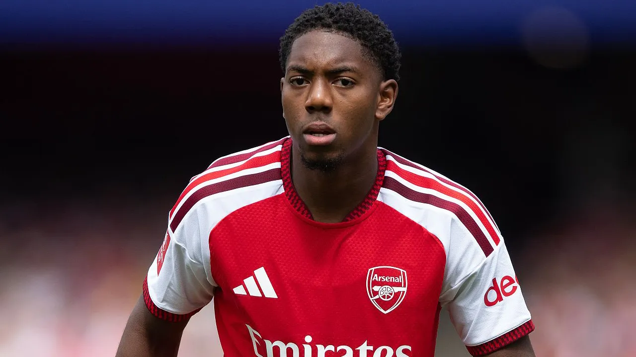 MU Ditawari Myles Lewis-Skelly, Arsenal Pasang Harga Segini