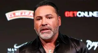 Oscar De La Hoya Kritik Generasi Petinju Muda yang Dinilai Lembek