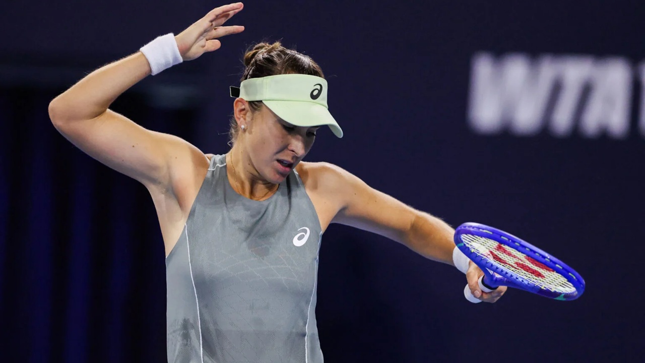 Permintaan Maaf Belinda Bencic Usai Mundur Dari Perempatfinal Di Toronto