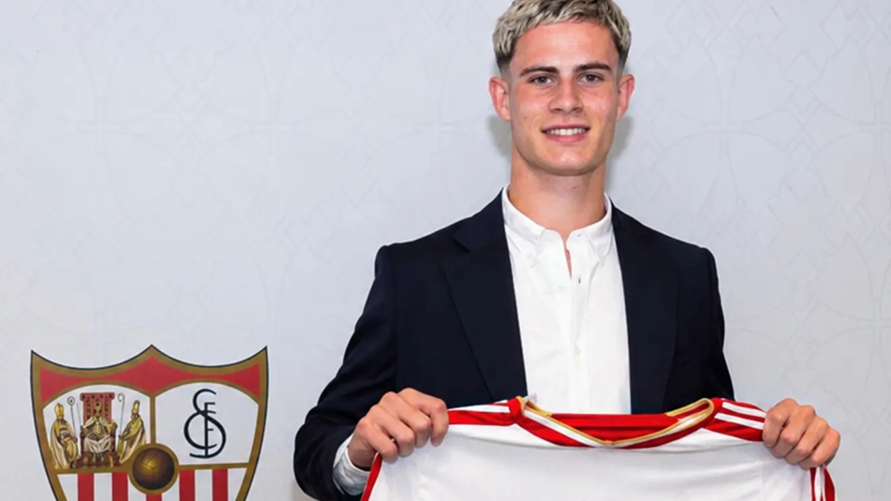 Robbie Ure Resmi Menambah Ketajaman Lini Depan Sevilla