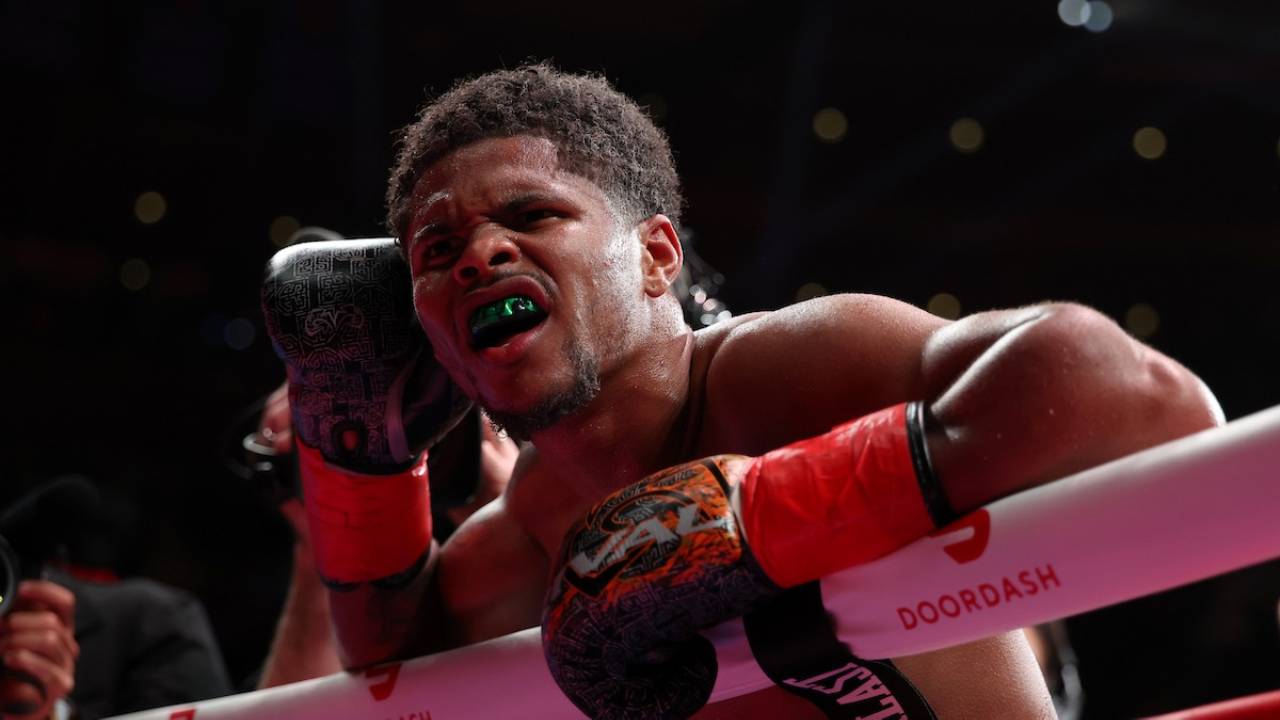 Shakur Stevenson Ungkap Dirinya Tidak Terburu-buru Naik ke Kelas Welter