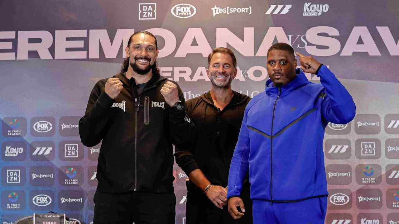 Teremoana Teremoana (kiri) dan Justis Huni. (Foto: Fight TV)