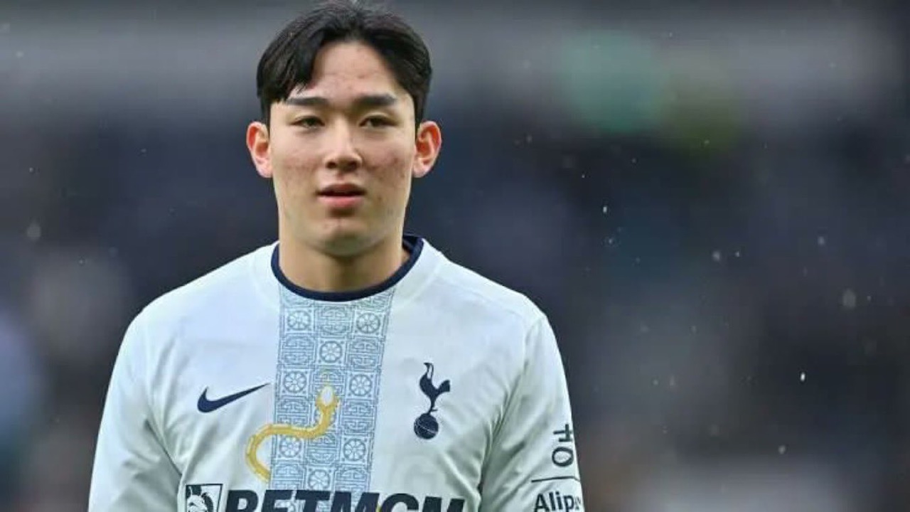 Tottenham Manfaatkan Koneksi Istimewa Untuk Pinjamkan Winger Muda