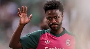 Vinicius Junior Beri Tahu Arsenal Sebelum Teken Kontrak Baru di Real Madrid