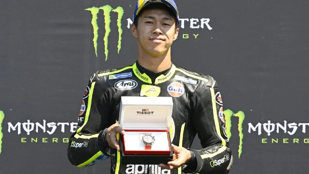 Ai Ogura saat meraih pole position di MotoGP Ceko 2026.