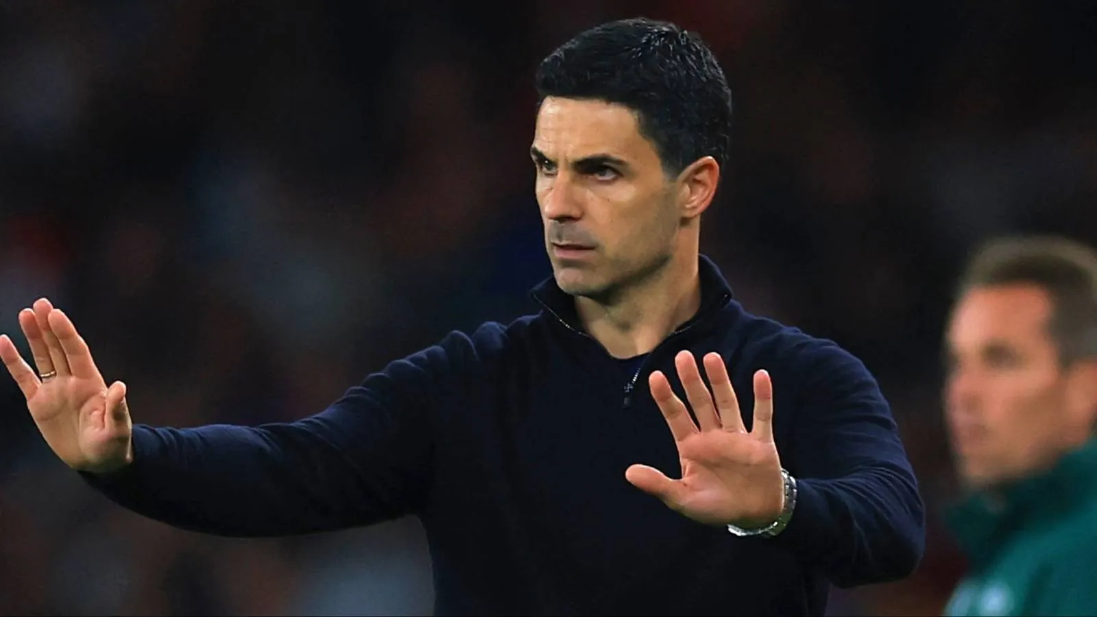 Arsenal Didesak Jual Bintang yang Tampil Buruk Kontra Como - sumber: (givemesport)