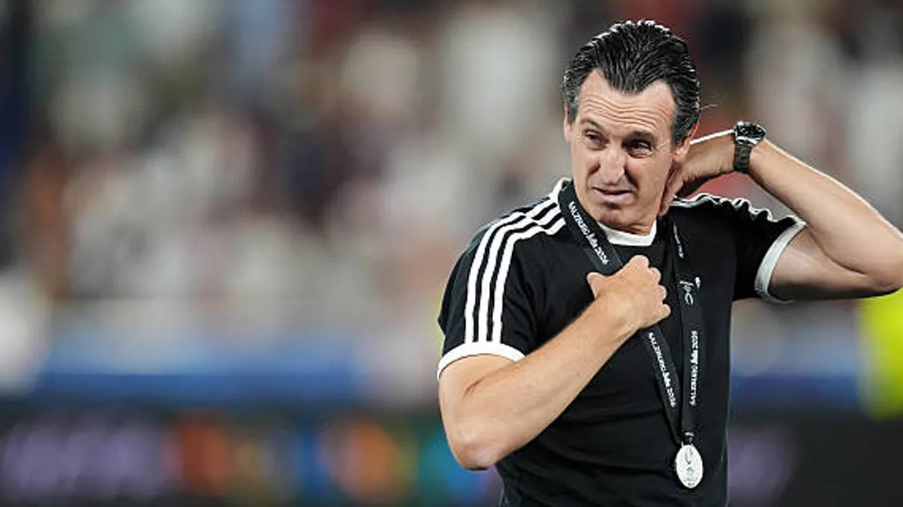 Aston Villa Kalah dari PSG, Unai Emery Tetap Bangga dengan Timnya