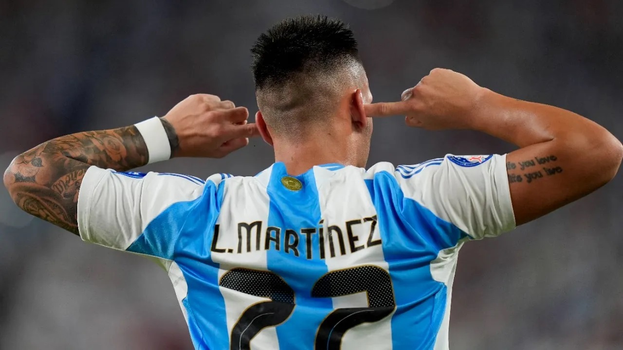 Bantah Rumor Lautaro Martinez ke Barcelona, Romano: Inter Milan Tenang