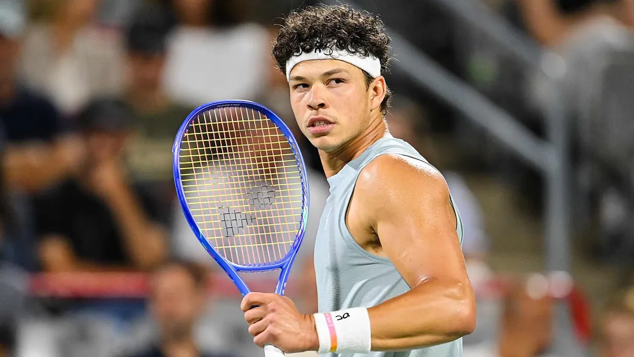 Misi Balas Dendam Sukses, Ben Shelton Terpaut Satu Kemenangan Lagi Untuk Pertahankan Gelar Di Kanada