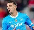 Butuh Striker, Pemain Terpinggirkan Napoli Jadi Incaran Lazio