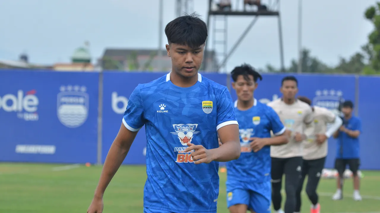 Gelandang muda Persib, Nazriel Alfaro