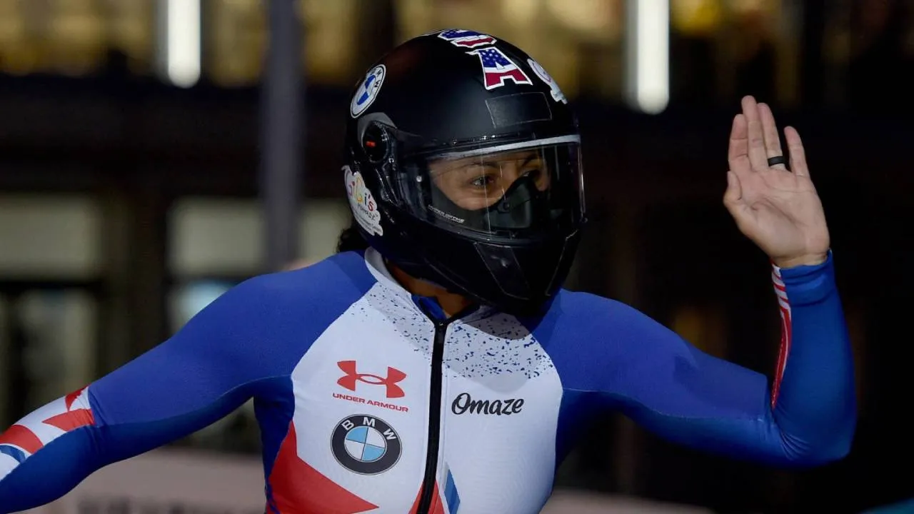 Elana Meyers Taylor berharap dapat kembali mengendarai sled pada musim dingin, meski belum mengetahui kapan dirinya siap bertanding. (Foto: AP)
