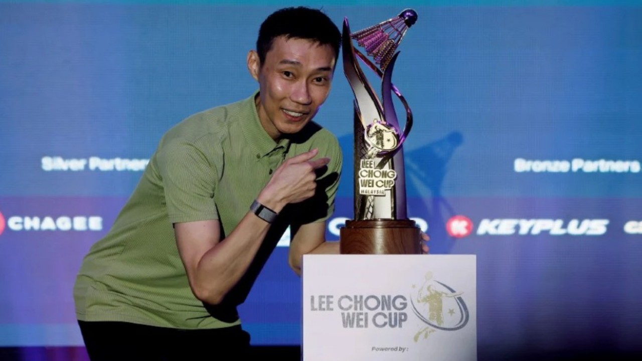 Lee Chong Wei Cup Resmi Diluncurkan Dengan Tropi Berlapis Emas 450 Juta