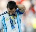 Lionel Messi Isyaratkan Pensiun Usai Sang Ayah Meninggal