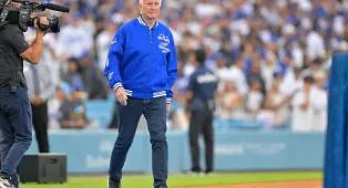 Mark Walter Jual Lakers Setelah 10 Bulan, Apa Alasannya?