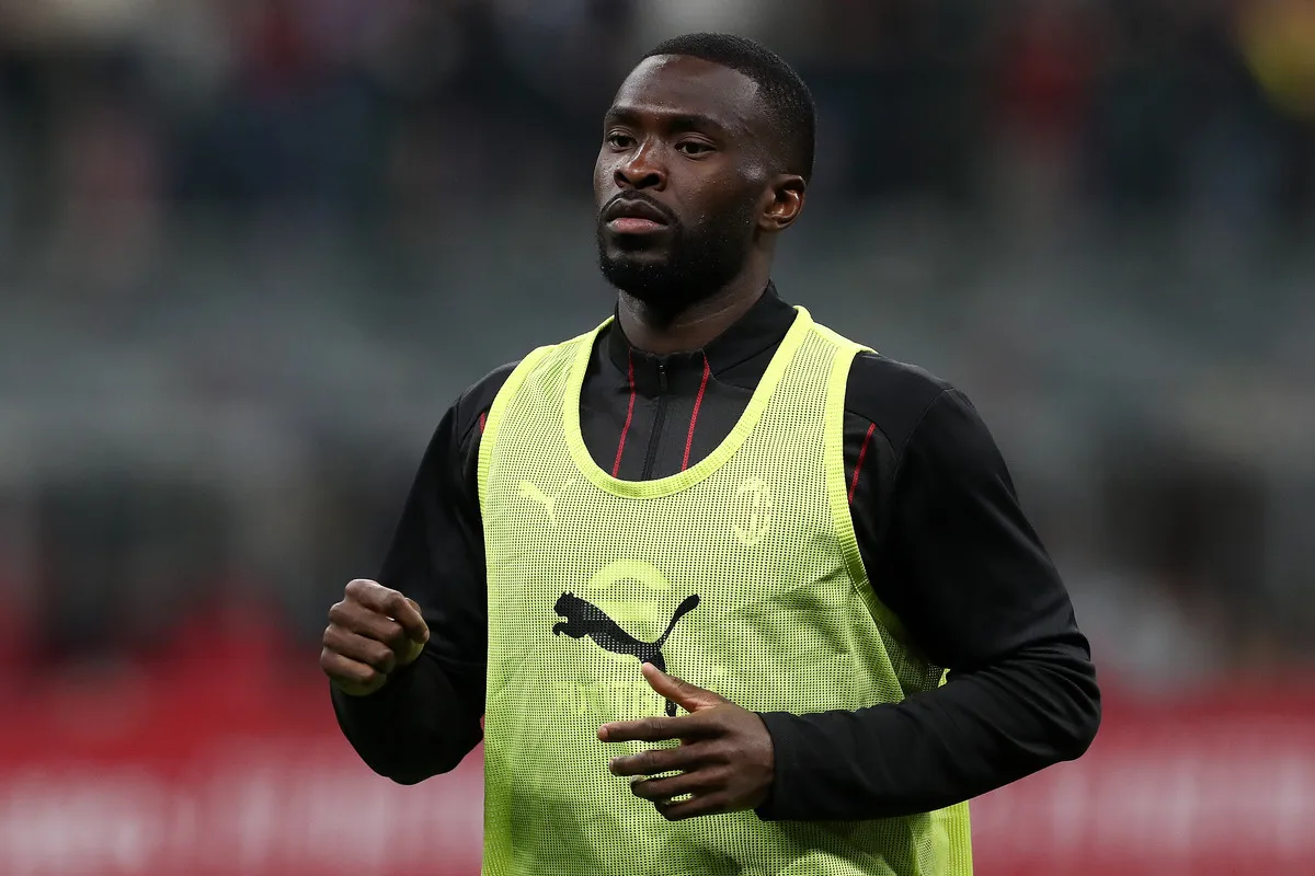 Milan Siapkan Langkah Tegas Jual Tomori di Bursa Transfer Musim Panas - sumber: (footballitalia)