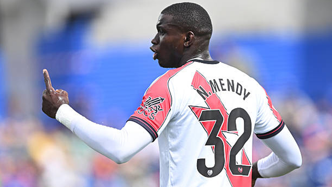 Nobel Mendy Resmi Bergabung, Hull City Kembali Pecahkan Rekor Transfer