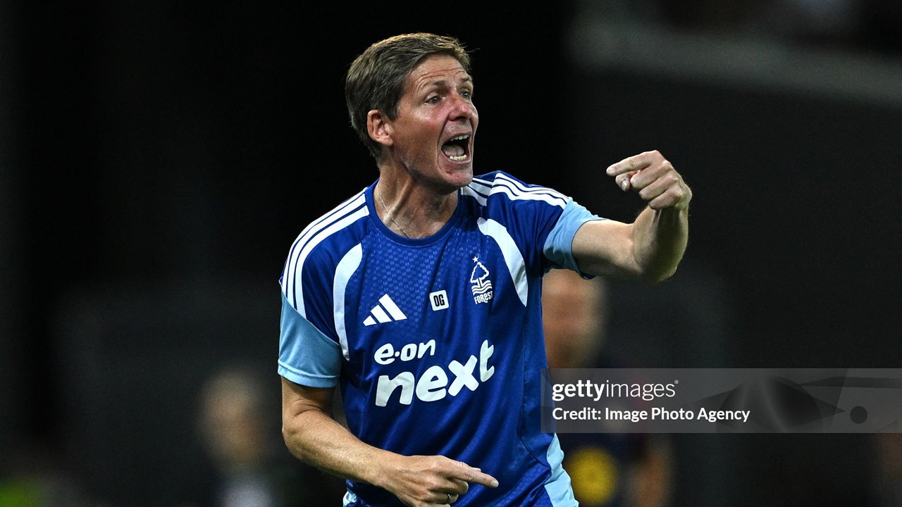 Oliver Glasner Ingatkan Nottingham Forest Belum Siap Hadapi Leeds