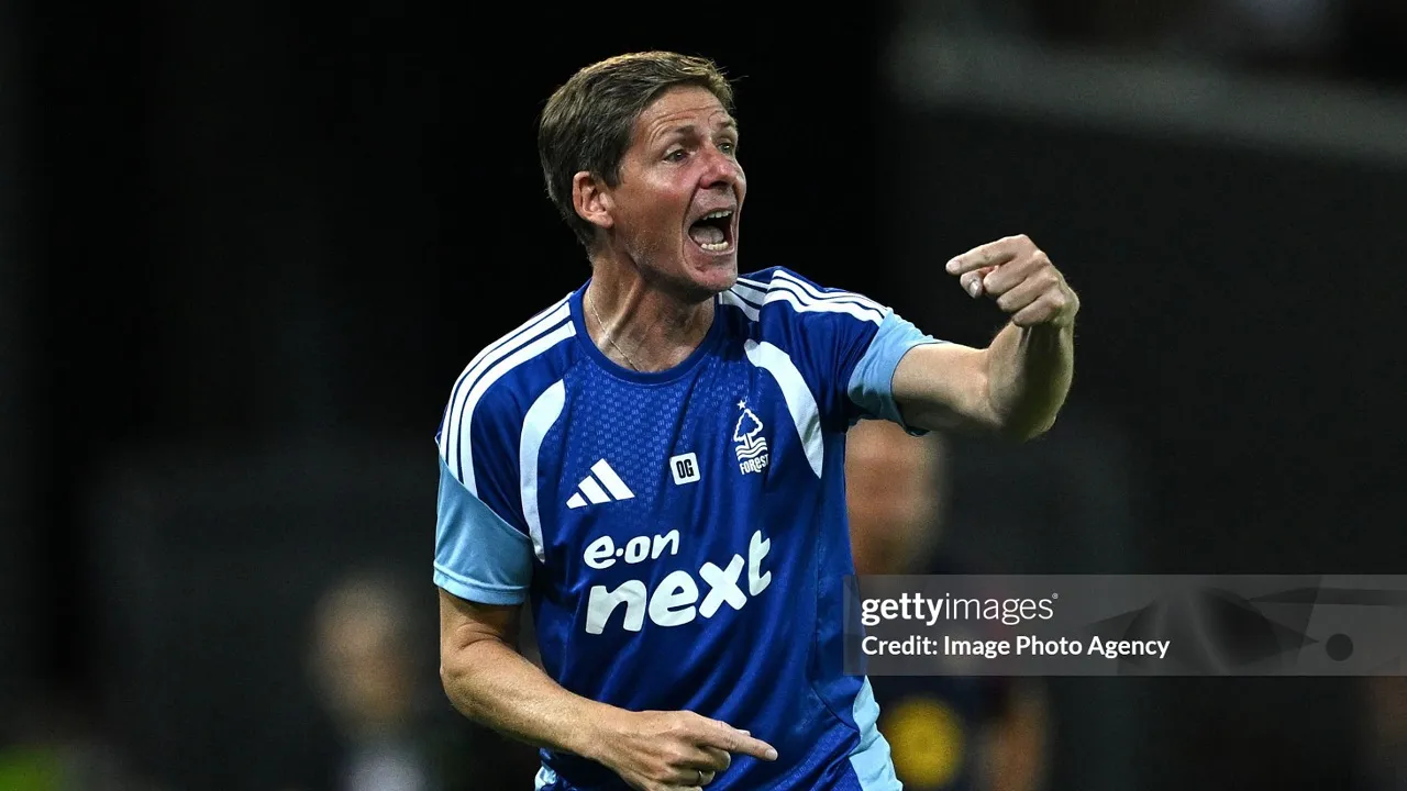 Oliver Glasner Ingatkan Nottingham Forest Belum Siap Hadapi Leeds