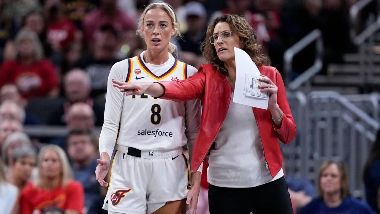 Pelatih Stephanie White Tegaskan Kekompakan Fever Usai Dikritik Fans