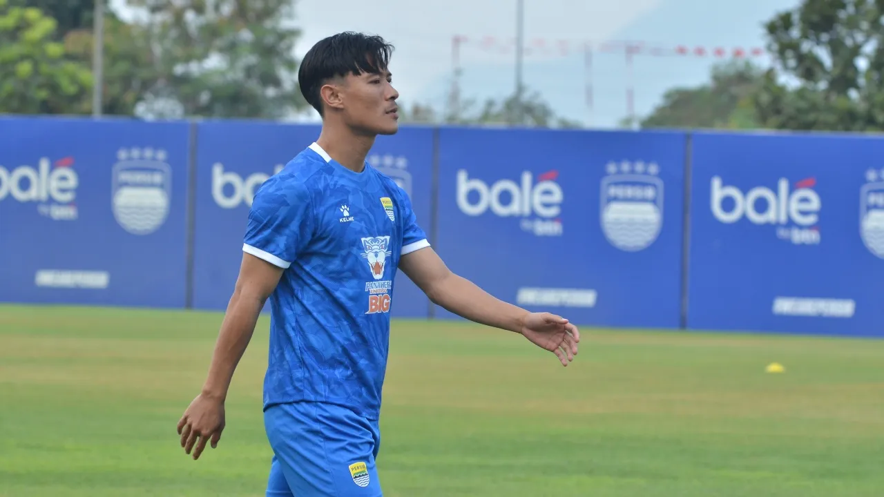 Bek Persib, Henhen Herdiana