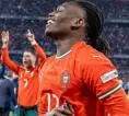 Rafael Leao Klarifikasi Spekulasi Masa Depan Lewat Media Sosial