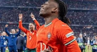 Rafael Leao Klarifikasi Spekulasi Masa Depan Lewat Media Sosial