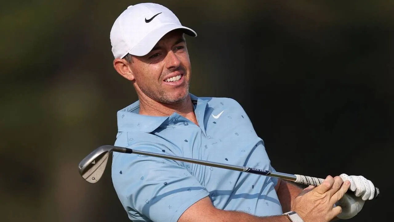 Rory McIlroy menilai keterlibatannya dalam turnamen internasional penting karena statusnya sebagai pemain global dan hubungan strategis PGA Tour dengan DP World Tour. (Foto: AP)